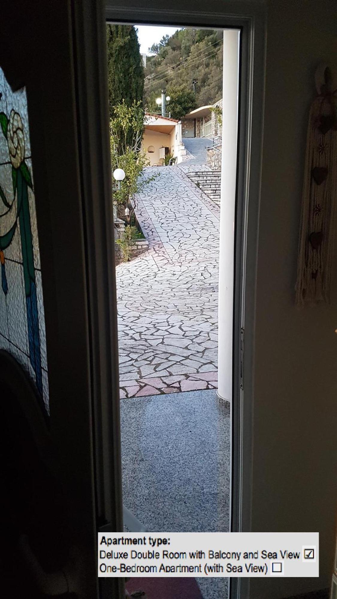 Verga Panorama Apartments Каламата Екстериор снимка